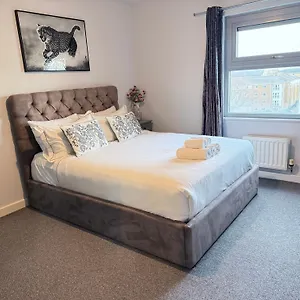 Luxury B Apartment
