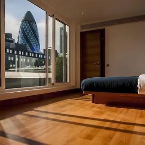 Native Tower Hill Apartment London