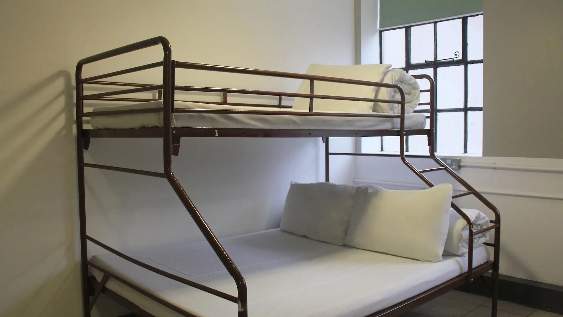 Rest Up Hostel London