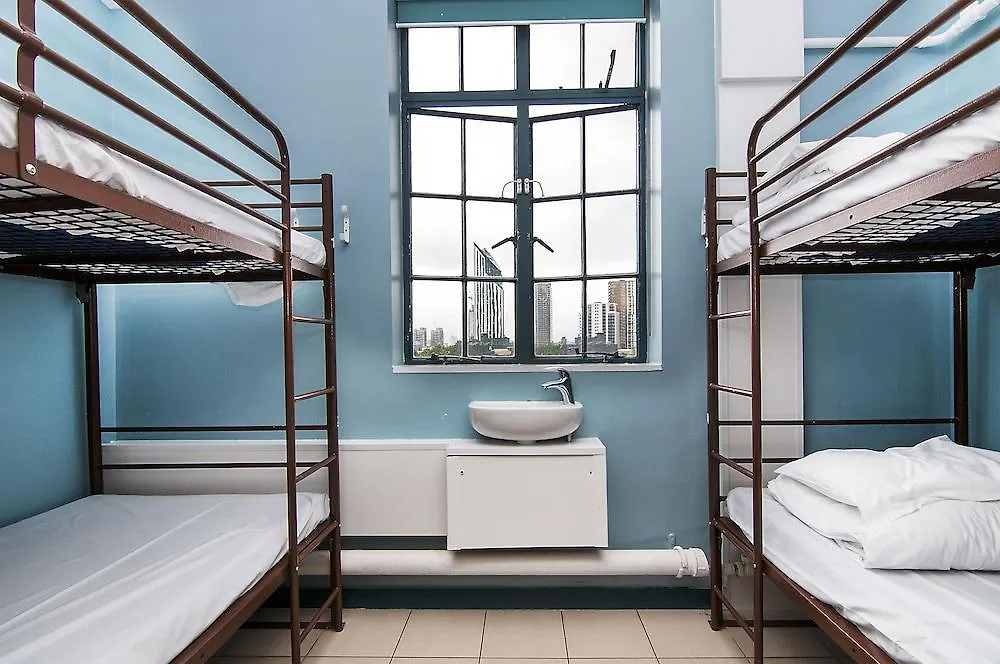Rest Up Hostel London