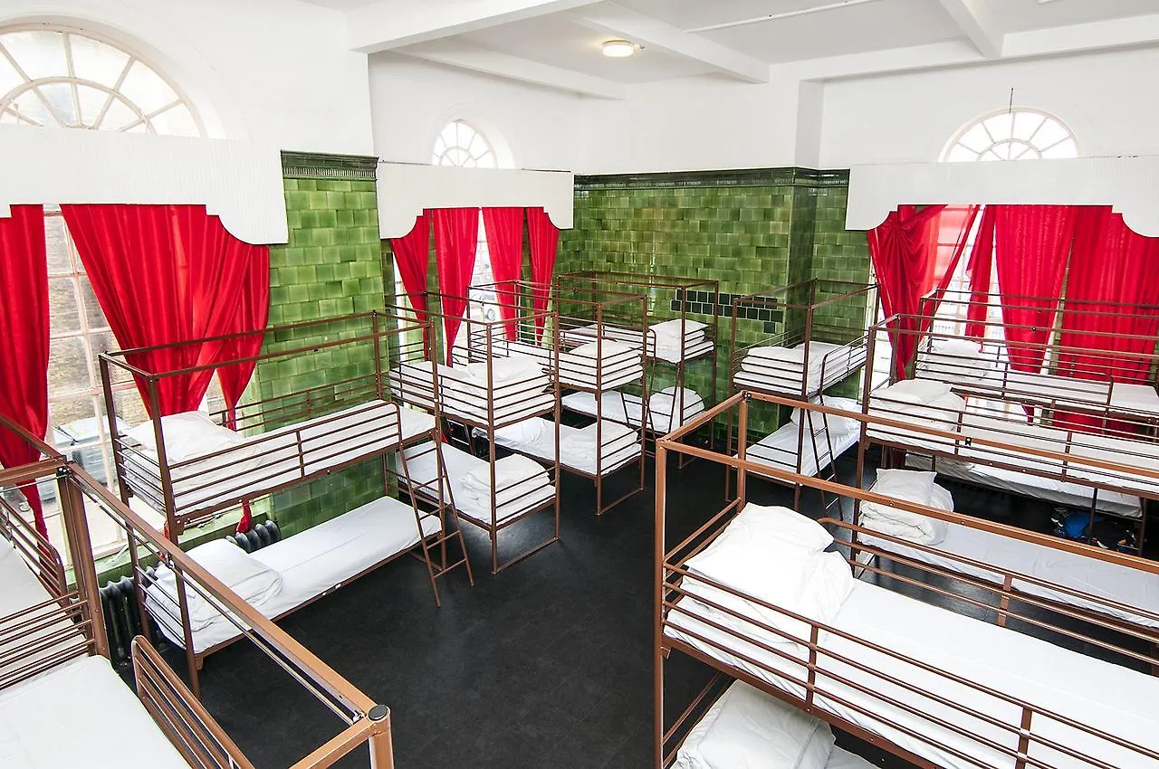 Rest Up Hostel London